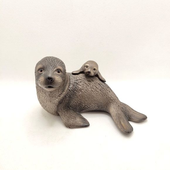 Seal Family Harvey Knox Vintage  Porcelain Figurine Made In Japan - Picture 1 of 13
